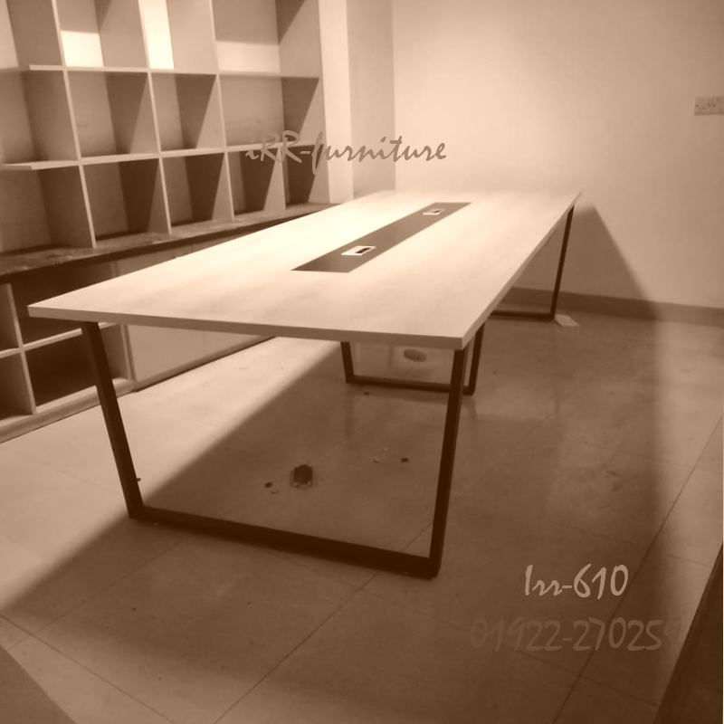 Conference Table Bd